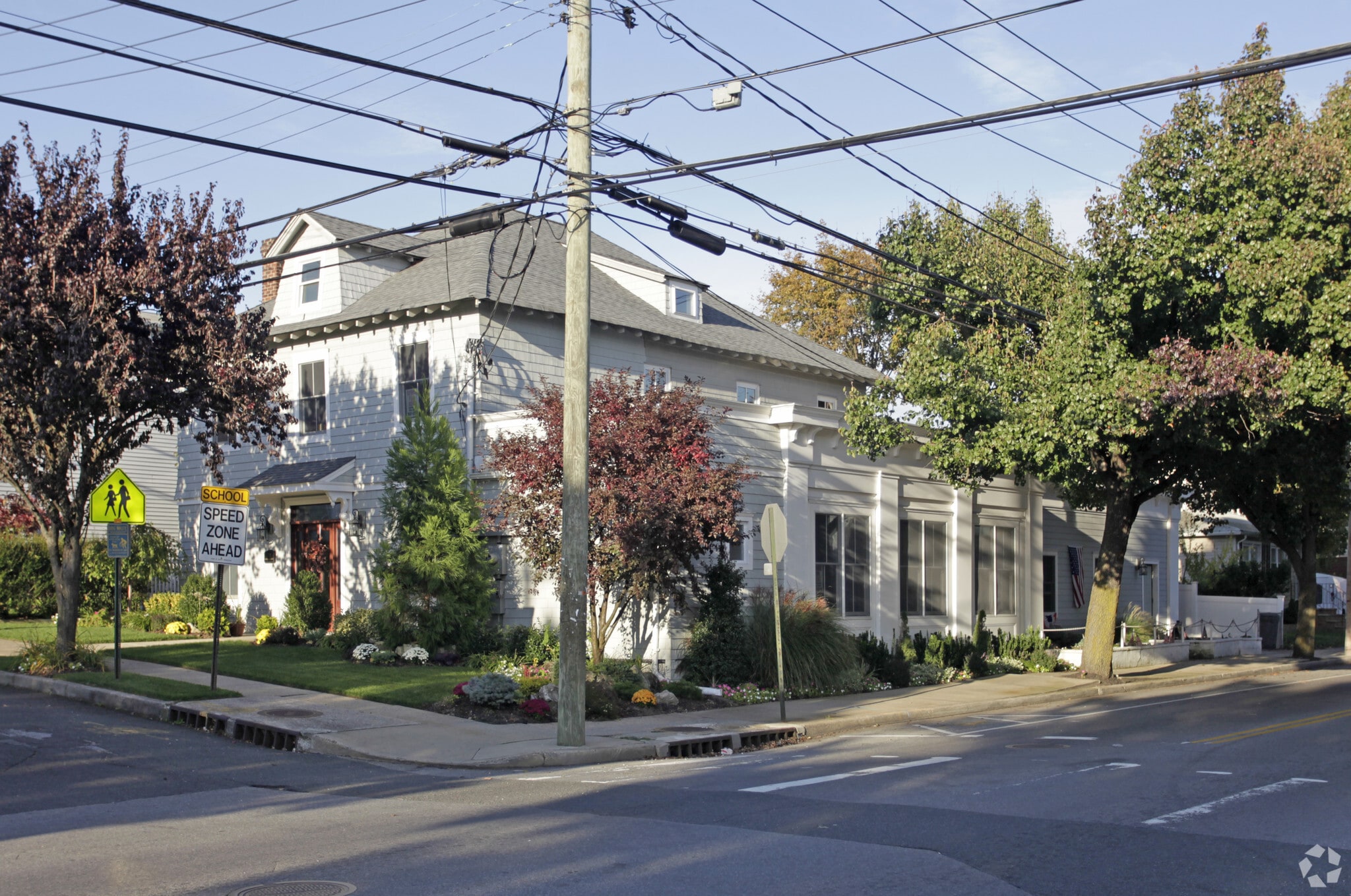 241 Rushmore Ave, Carle Place, NY for Sale