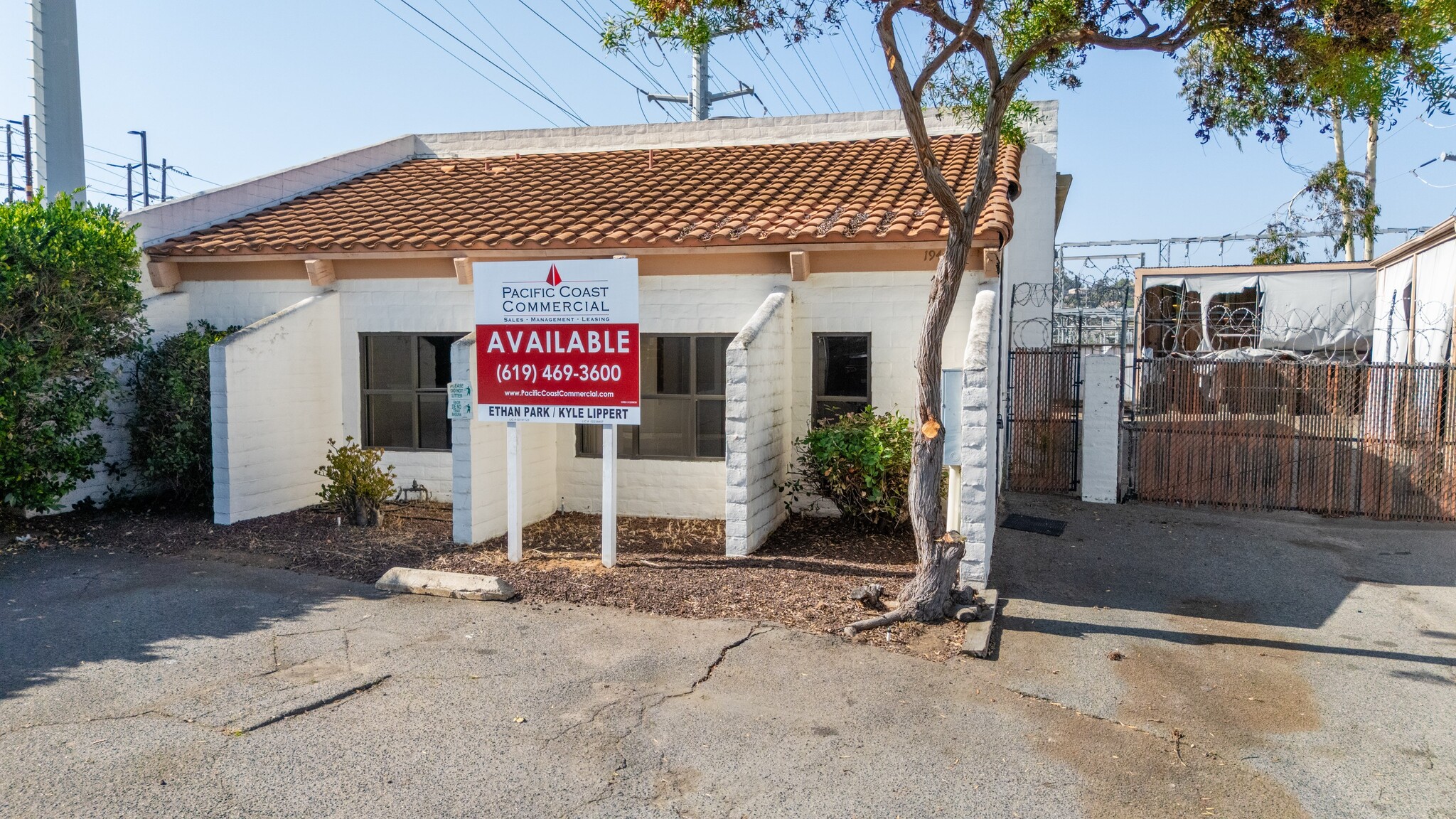 1944 Commercial St, Escondido, CA for Sale