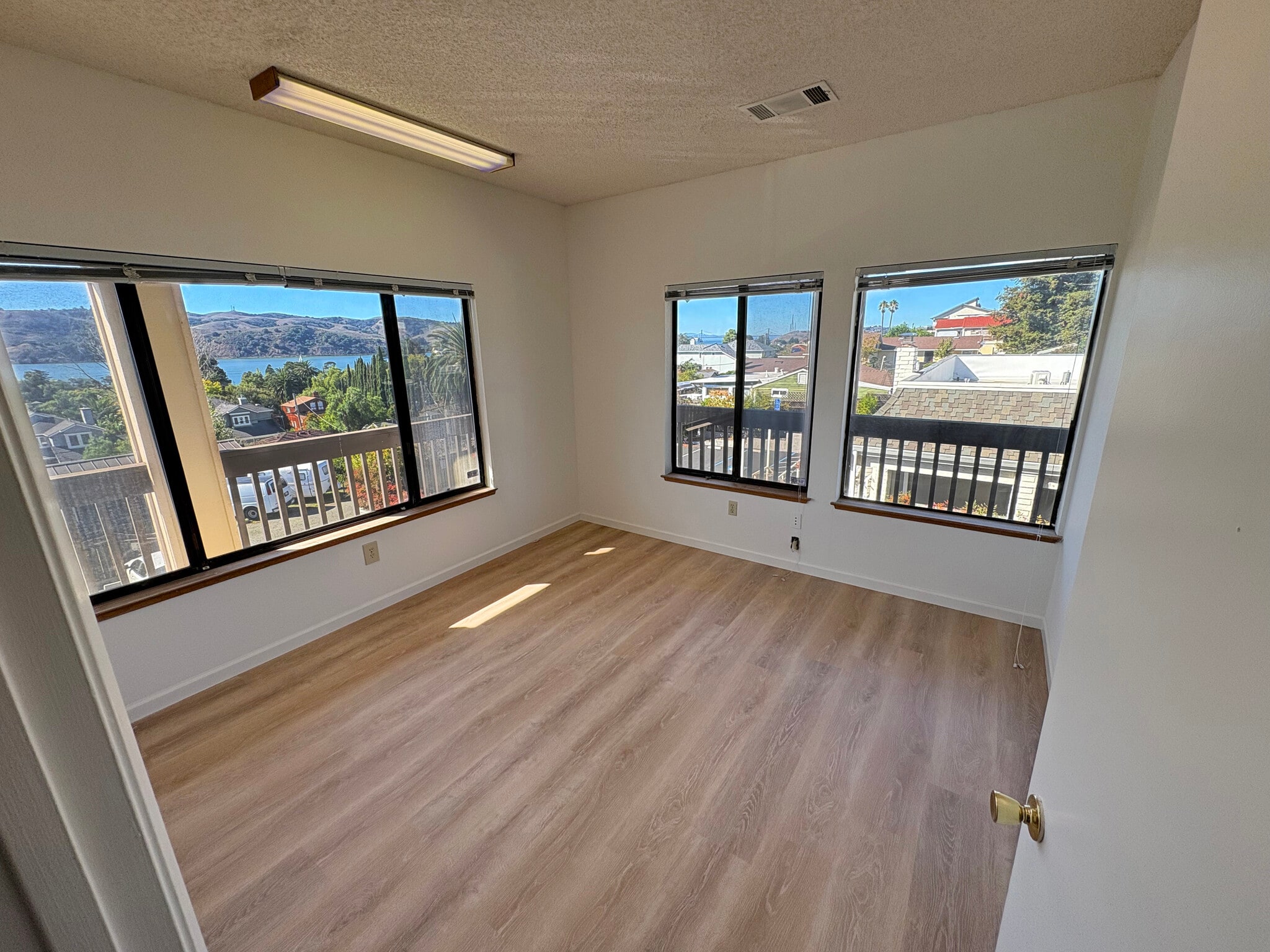 302-308 Military, Benicia, CA for Sale