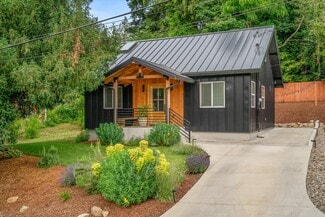 Milwaukie, OR Showroom - 12718 28th Ave