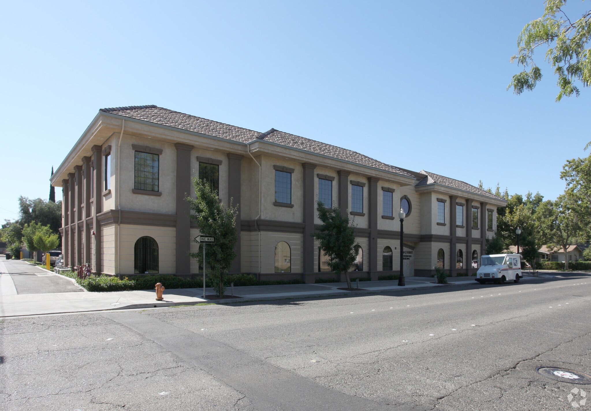 1600 G St, Modesto, CA for Sale