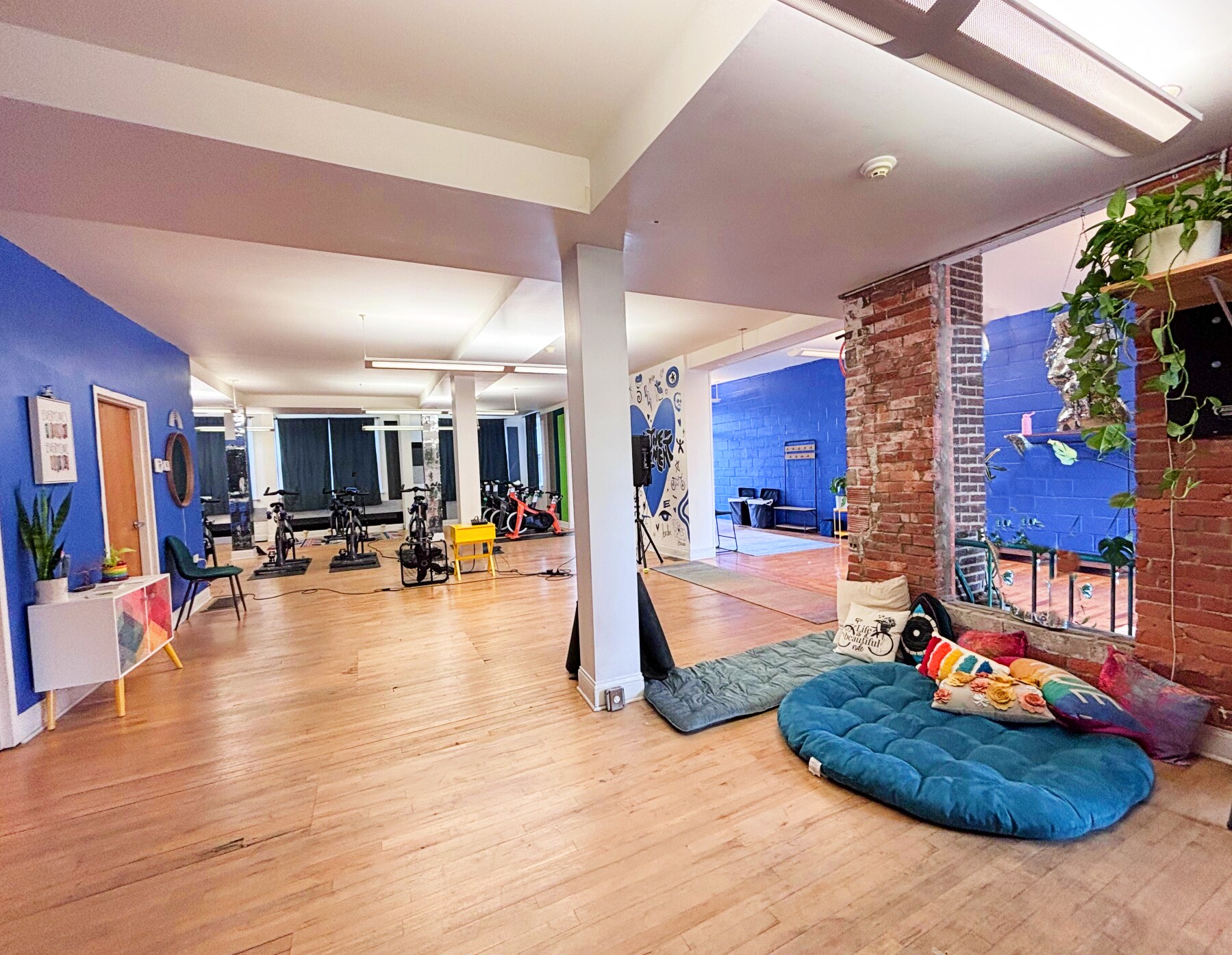 27-29 E 5th Ave, Columbus, OH for Rent