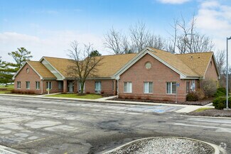 2469 Woodlake Cir  