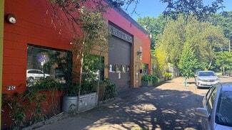 Portland, OR Retail - 2104 N Willis Blvd Portland, OR Retail - 2104 N Willis Blvd