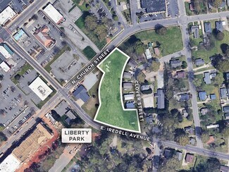 Mooresville, NC Commercial Land - 310 Clover St