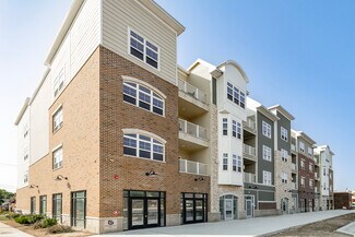 Lansing, MI Office/Retail - 2222 E Michigan Ave