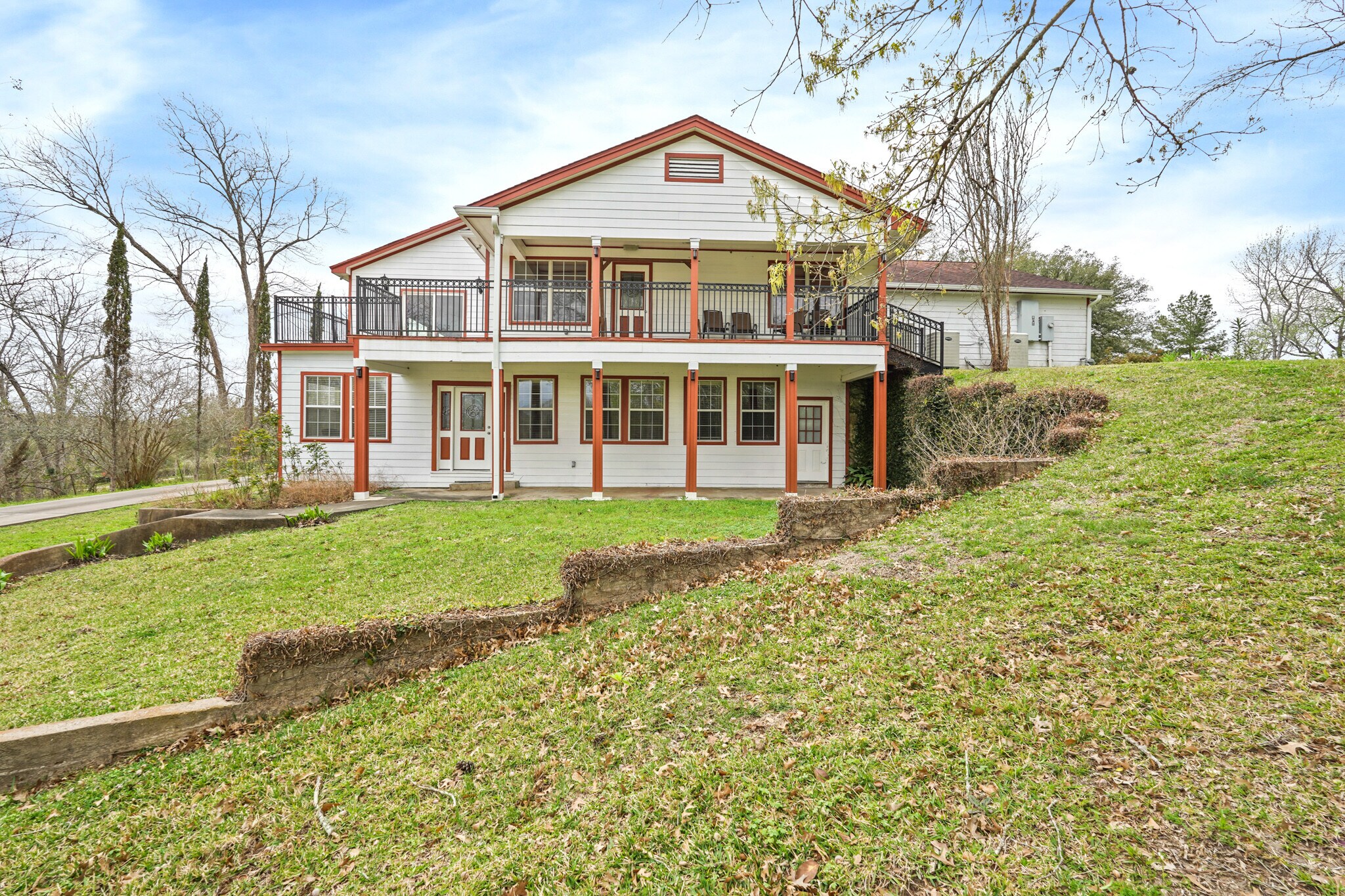 800 E Highway 90, Dayton, TX for Sale
