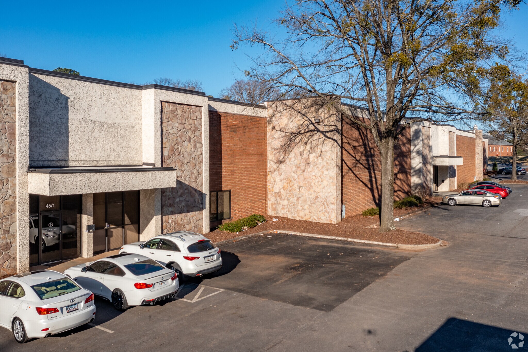 4565-4575 Winters Chapel Rd, Atlanta, GA for Rent