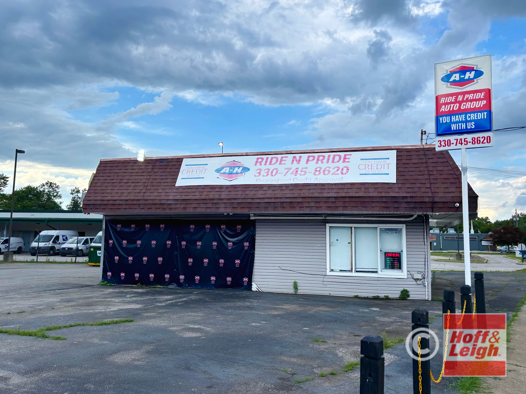 2414 East Ave, Akron, OH for Sale