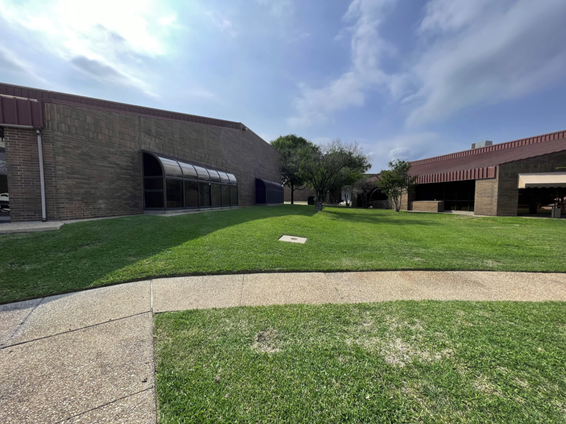 817 Greenview Dr, Grand Prairie, TX for Rent