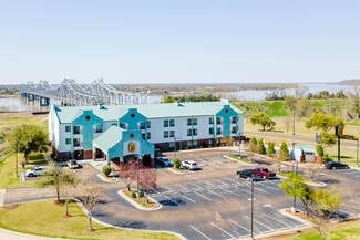 10 Grand Soleil Blvd