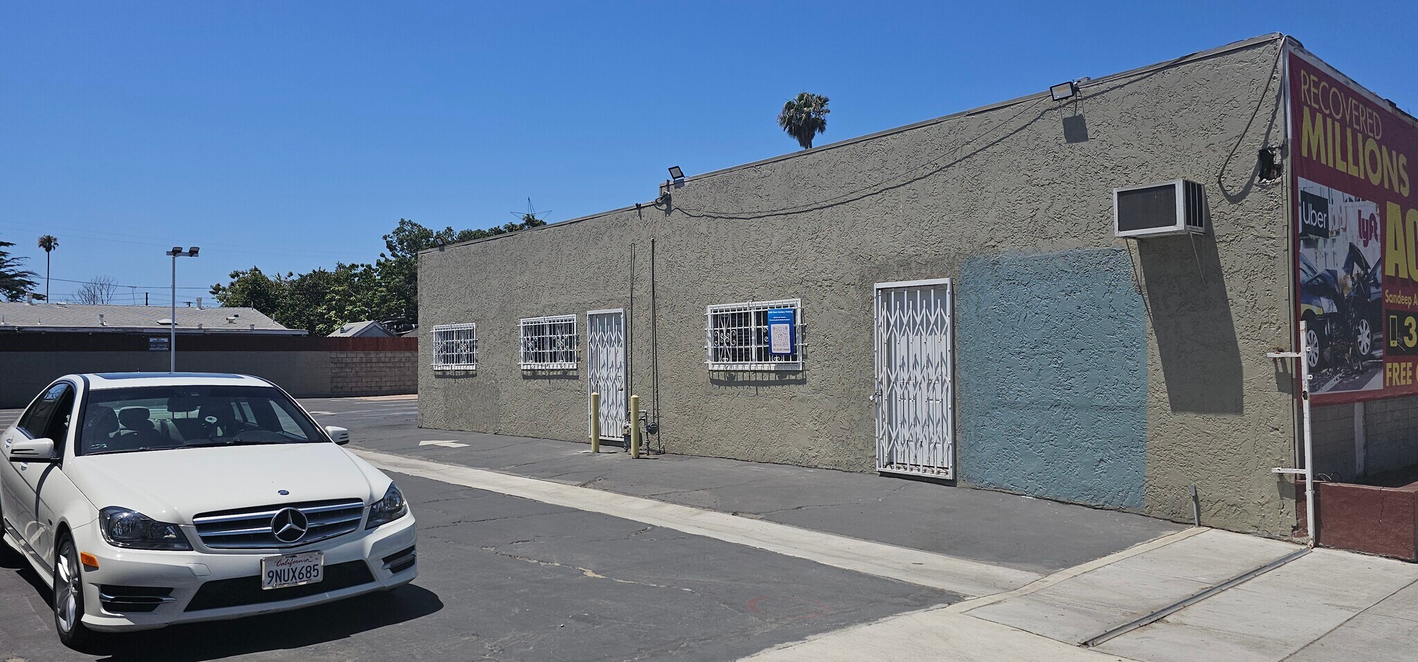 4060 W Century Blvd, Inglewood, CA for Rent