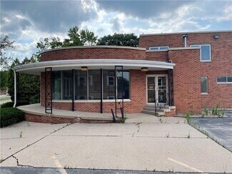 Decatur, IL Flex - 334 W Main St