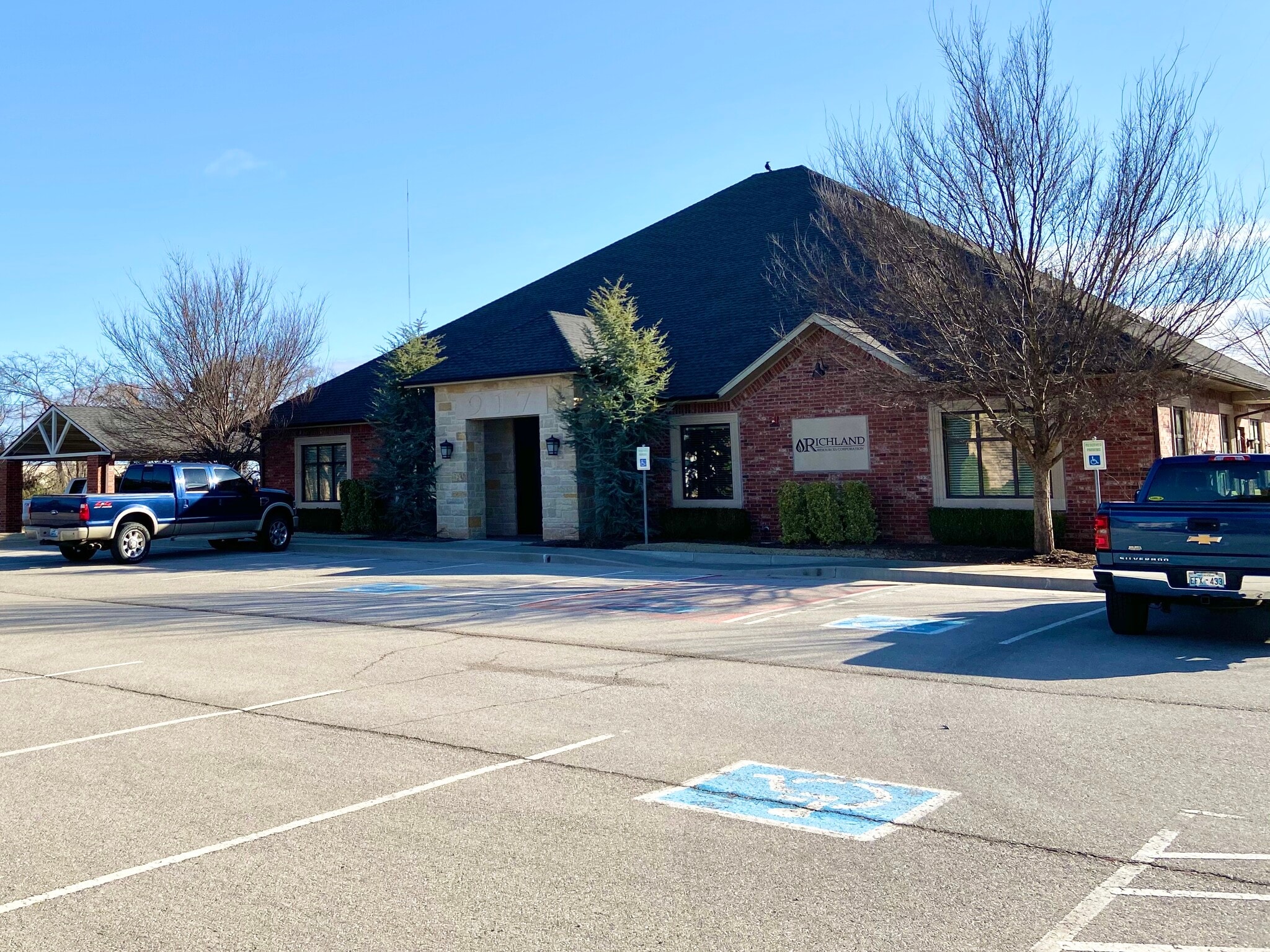 917 Cedar Lake Blvd, Oklahoma City, OK for Rent