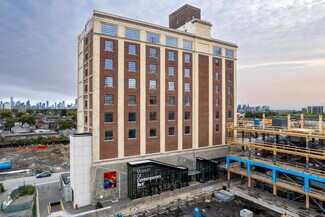 Toronto, ON Office - 158 Sterling Rd Toronto, ON Office - 158 Sterling Rd