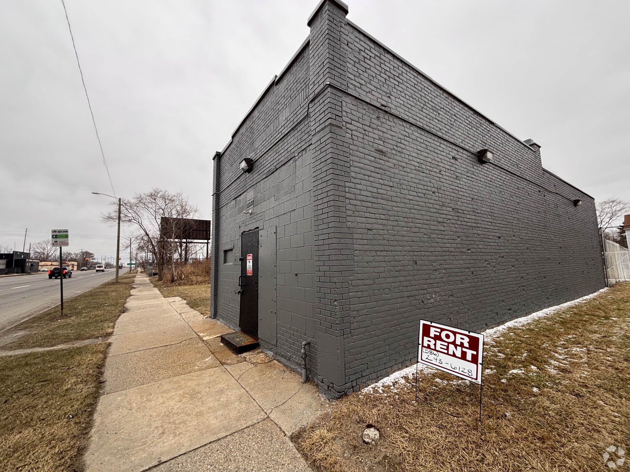 11337 Van Dyke St, Detroit, MI for Rent