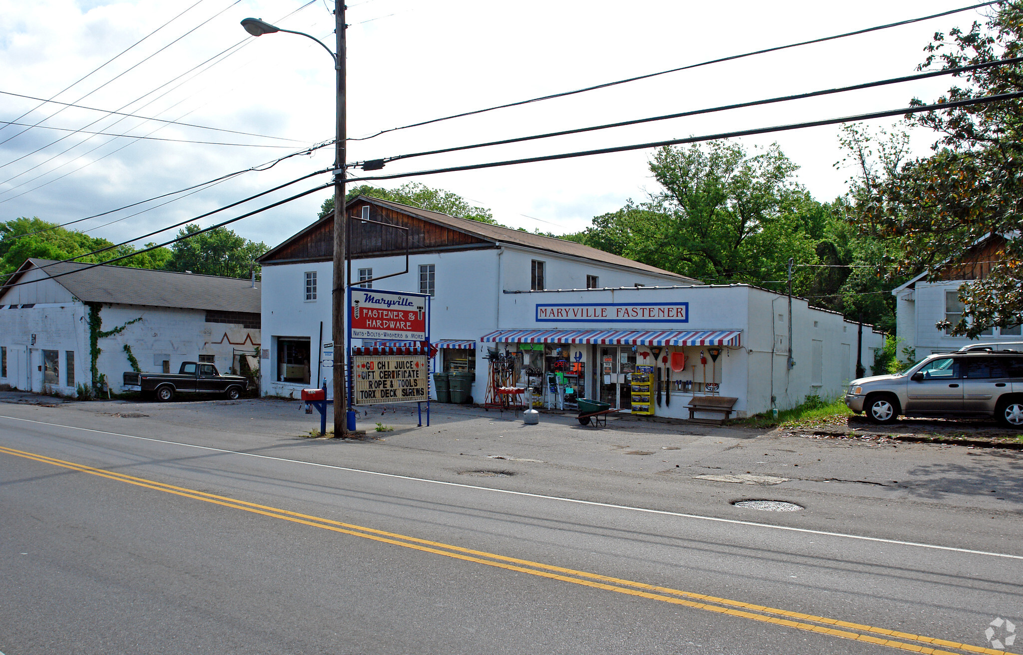 1812 E Broadway Ave, Maryville, TN for Sale