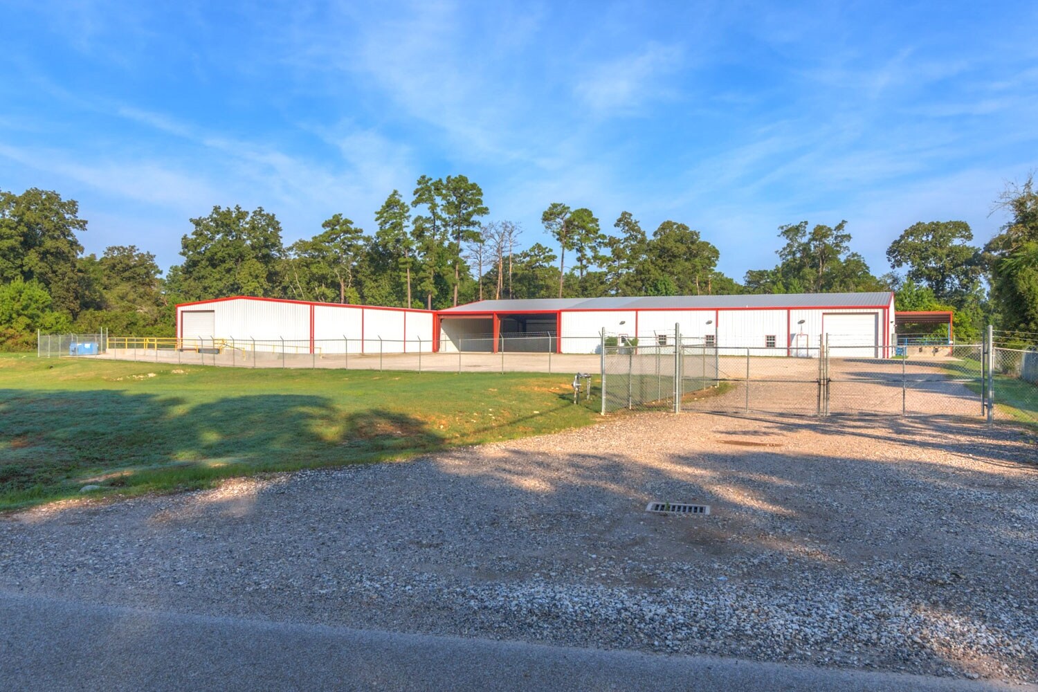 13939 Old Texaco Rd, Conroe, TX for Sale