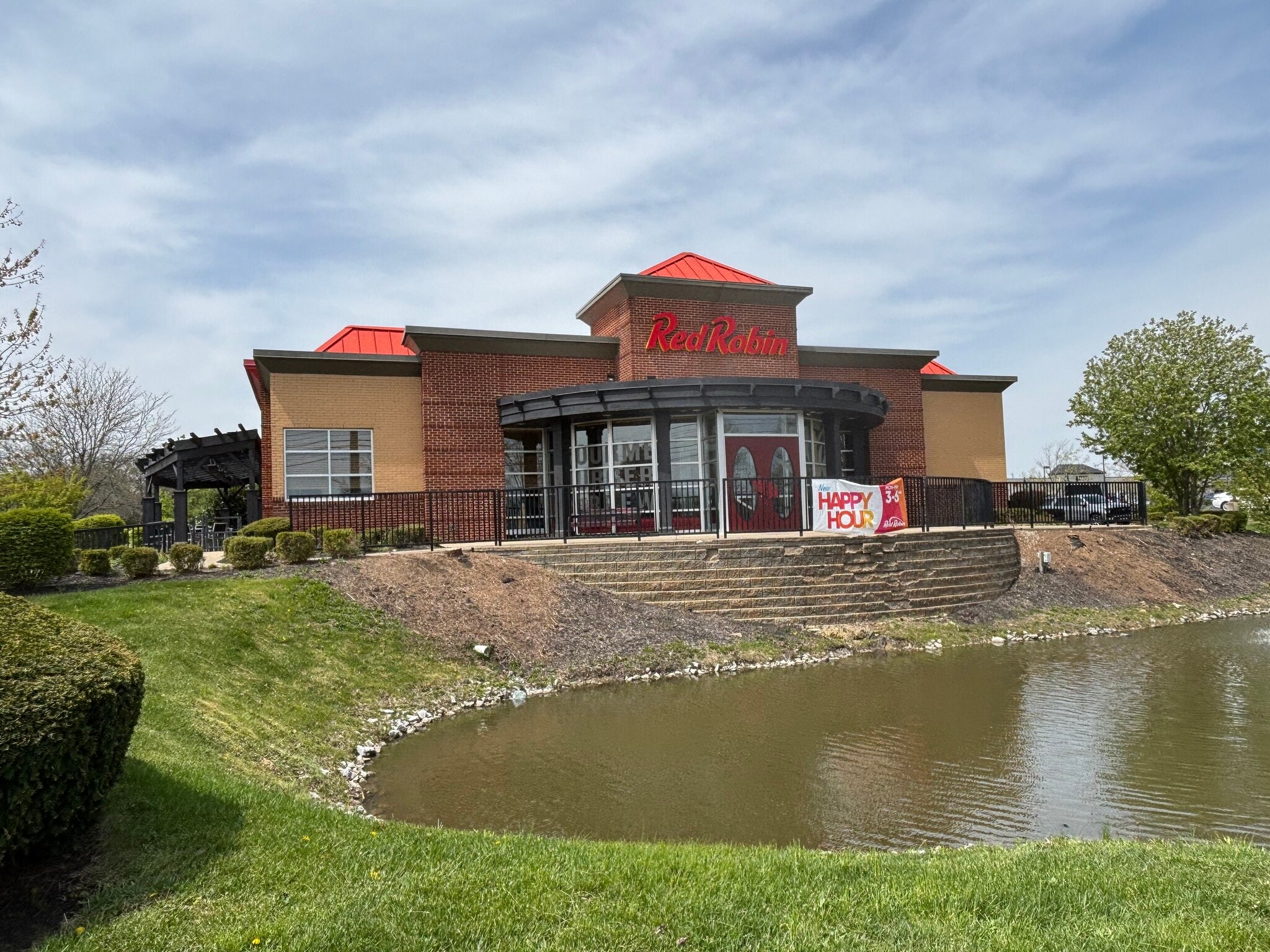 5013 Bowen Dr, Mason, OH for Sale