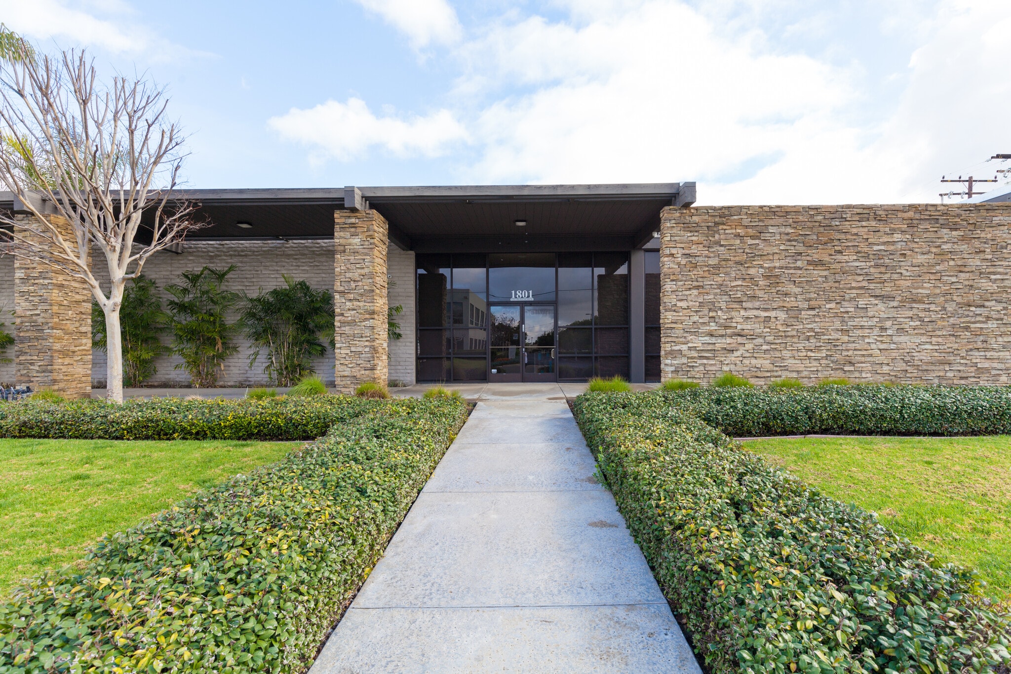 1803-1811 Carnegie Ave, Santa Ana, CA for Rent