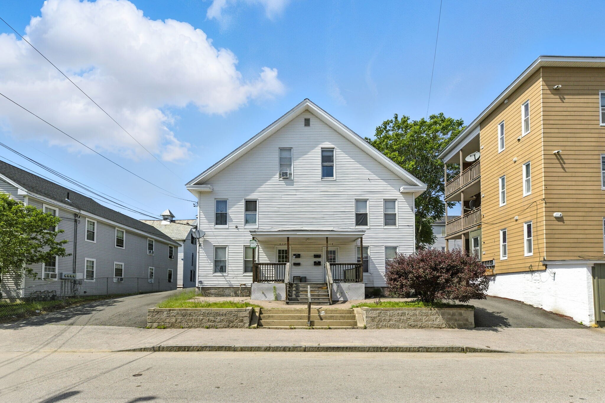 412 Manchester St, Manchester, NH for Sale