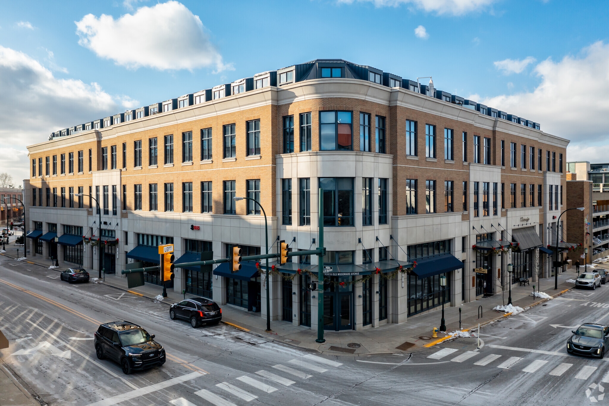 325 N Old Woodward Ave, Birmingham, MI for Rent