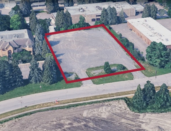 33 Terence Matthews Crescent, Kanata, ON for Sale