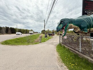 Hamilton, ON Commercial - 823 6 Hwy N