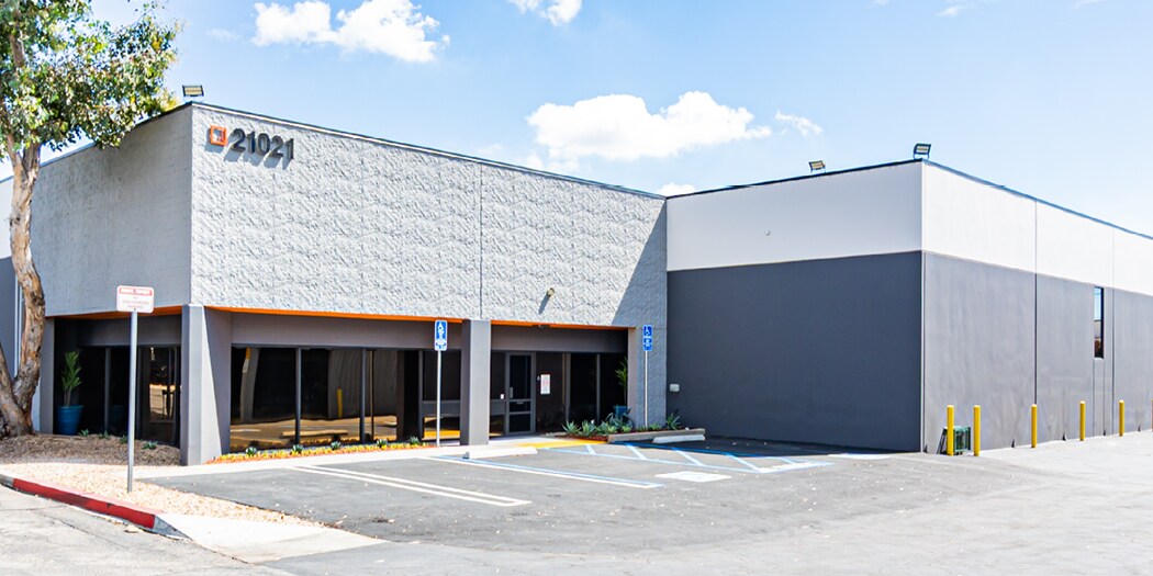 21045-21051 Osborne St, Canoga Park, CA for Rent