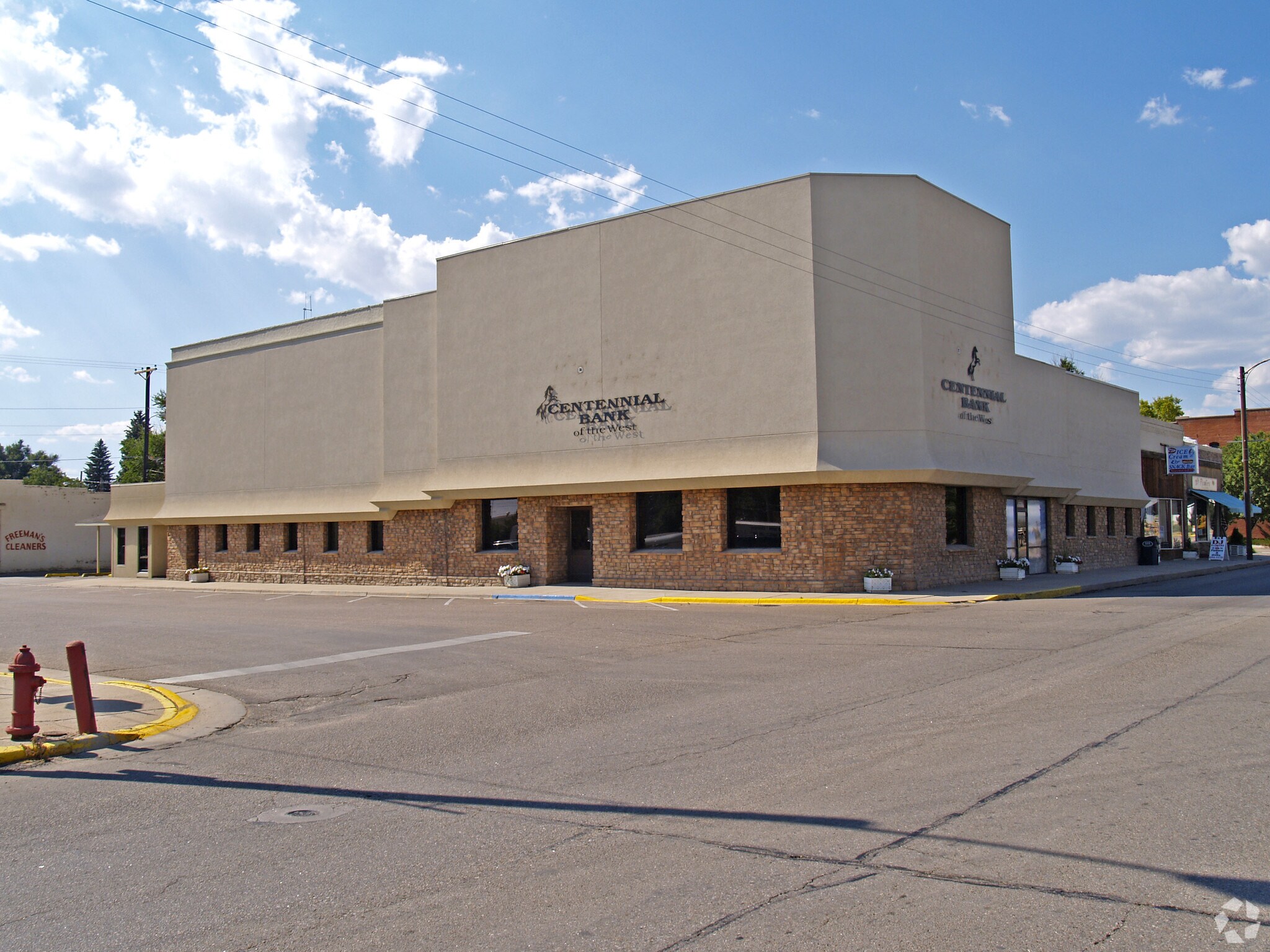 100 Oak Ave Eaton, CO 80615 Retail Property for Sale on