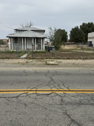 Palmdale, CA Multi-Family - 38652 9th St E