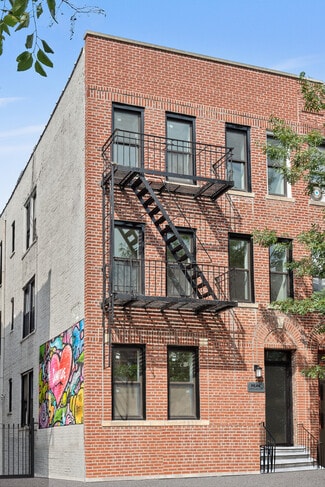 Sunnyside, NY Apartments - 4836 41st St