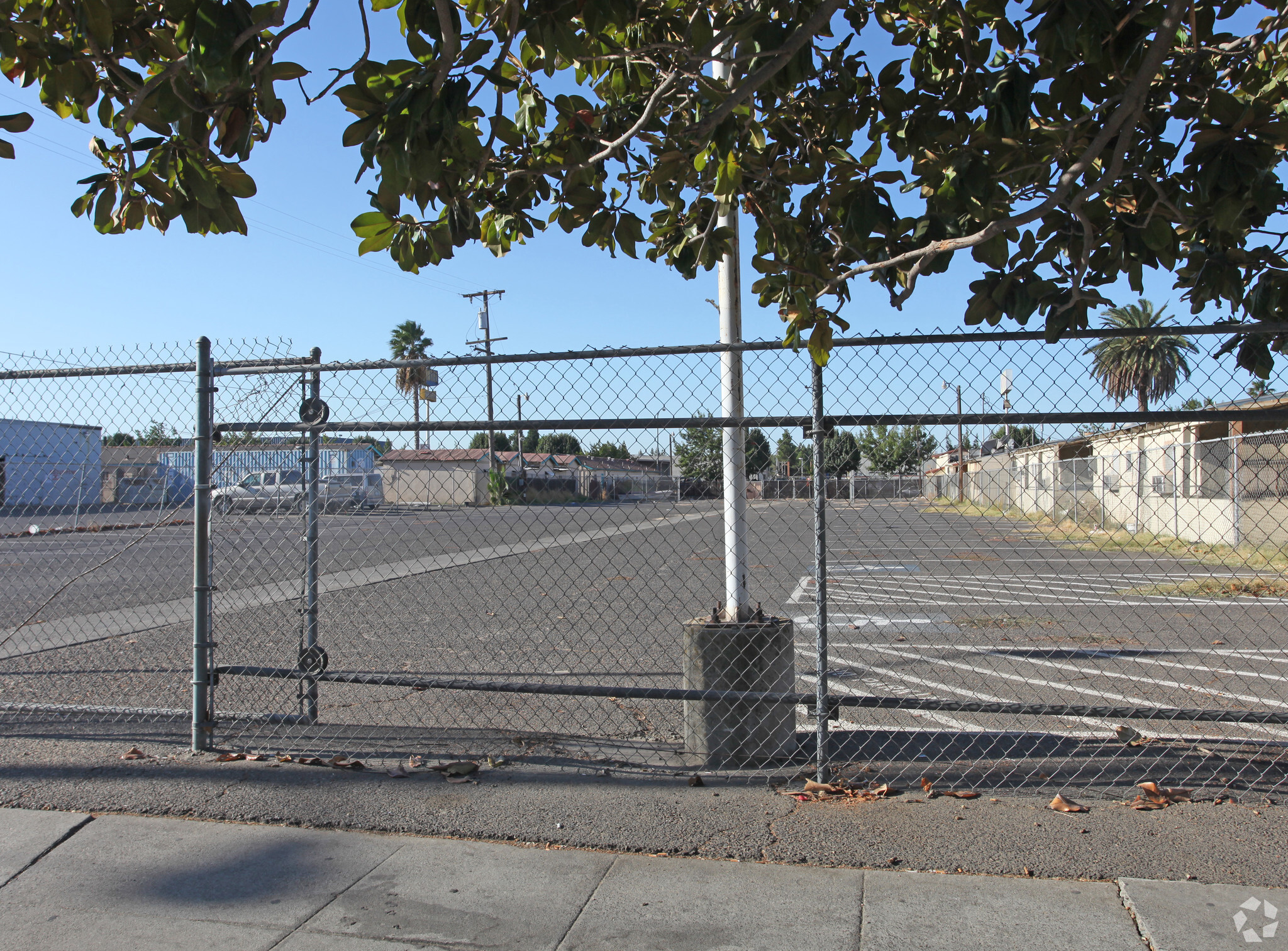 1401 W 16th St, Merced, CA for Rent