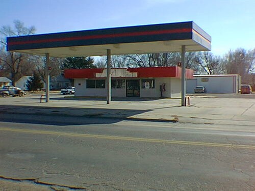 2021 E 4, Hutchinson, KS for Sale