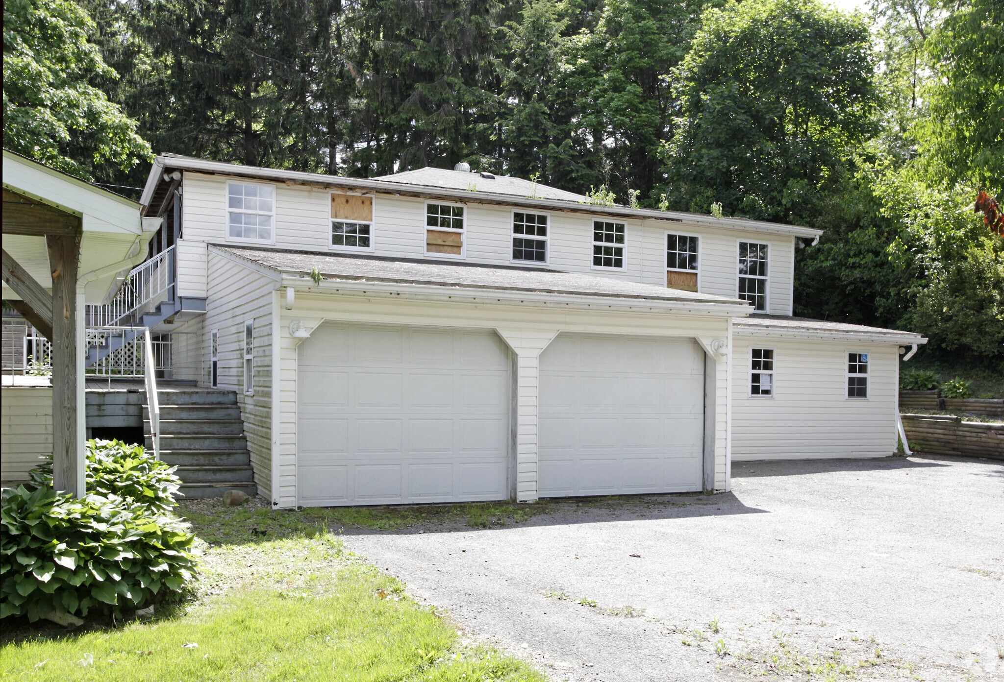 2639 Darlington Rd, Beaver Falls, PA for Sale