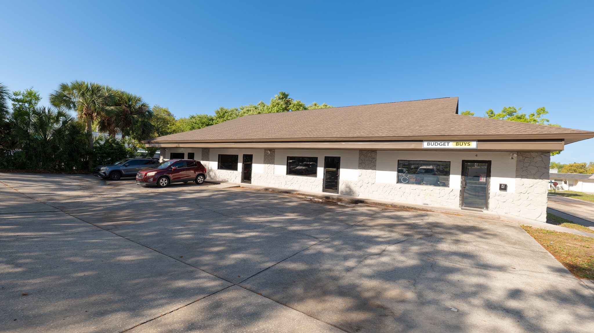 190 Patricia Ave, Dunedin, FL for Rent