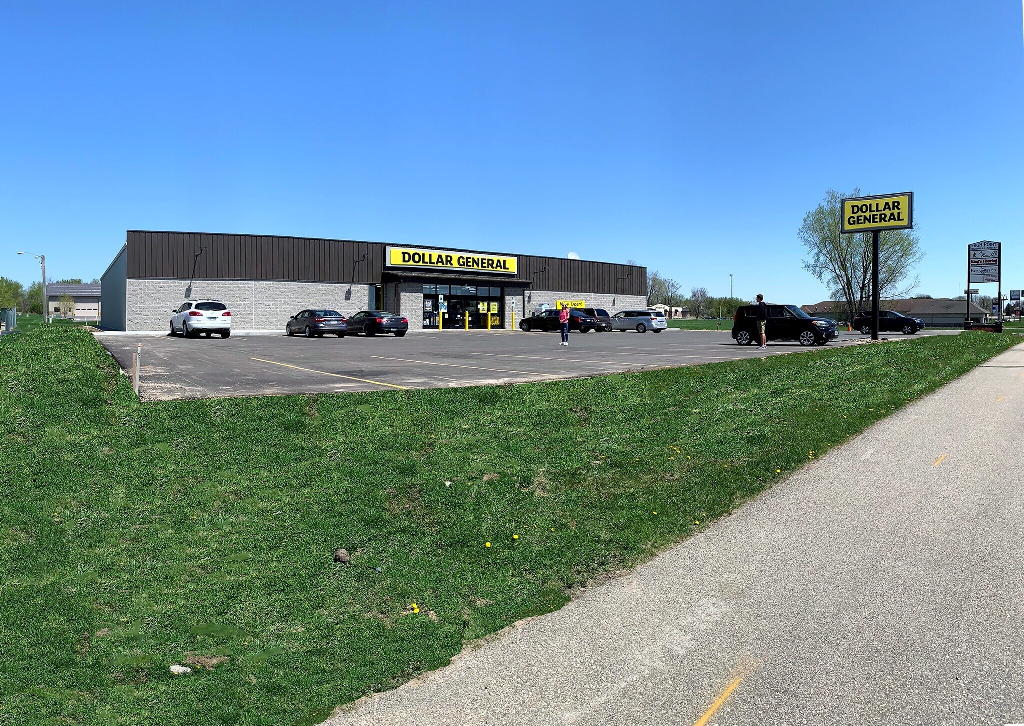 715 Frontage Rd NE, Byron, MN for Sale