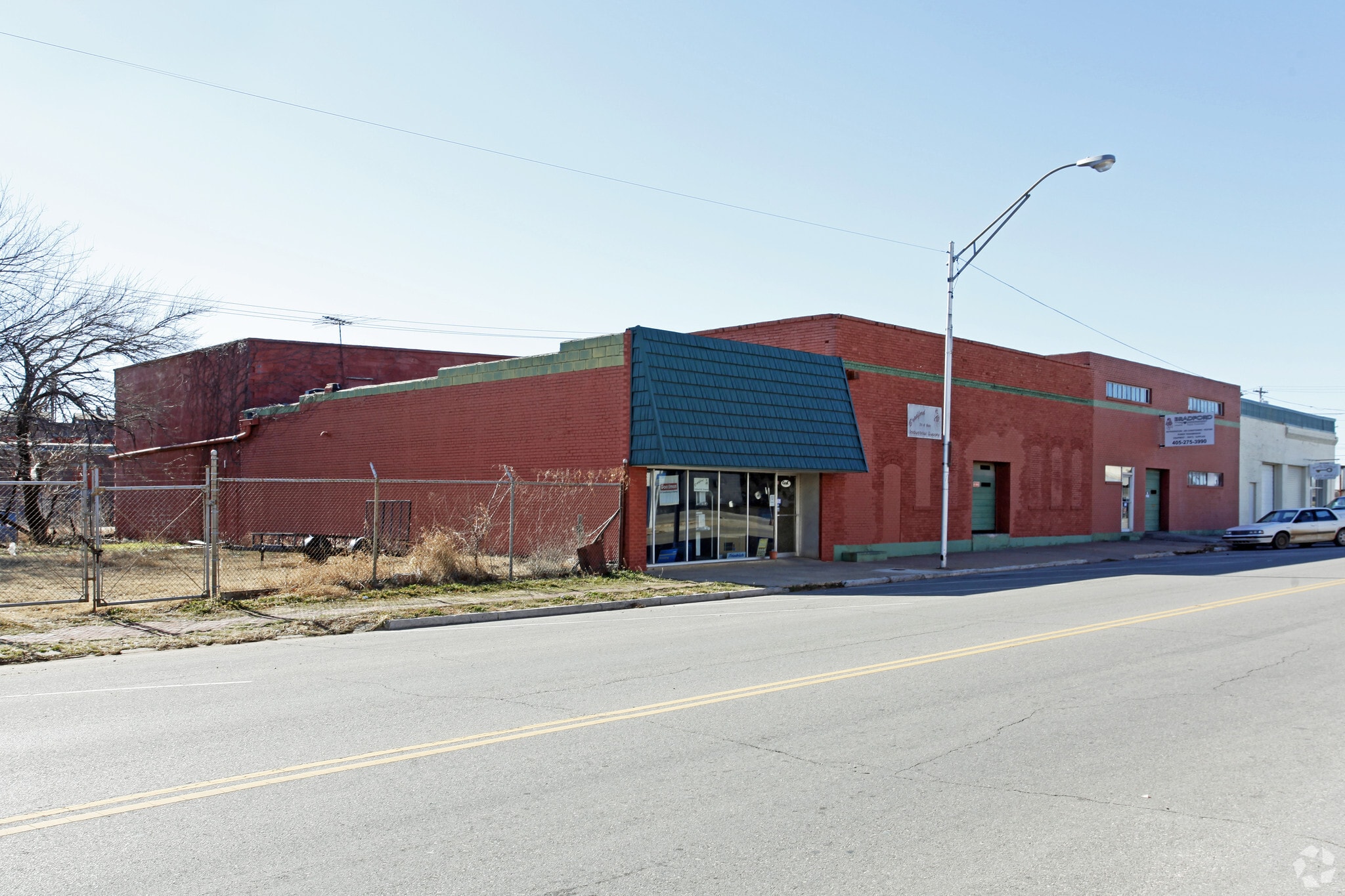 211 W Main St, Shawnee, OK for Sale