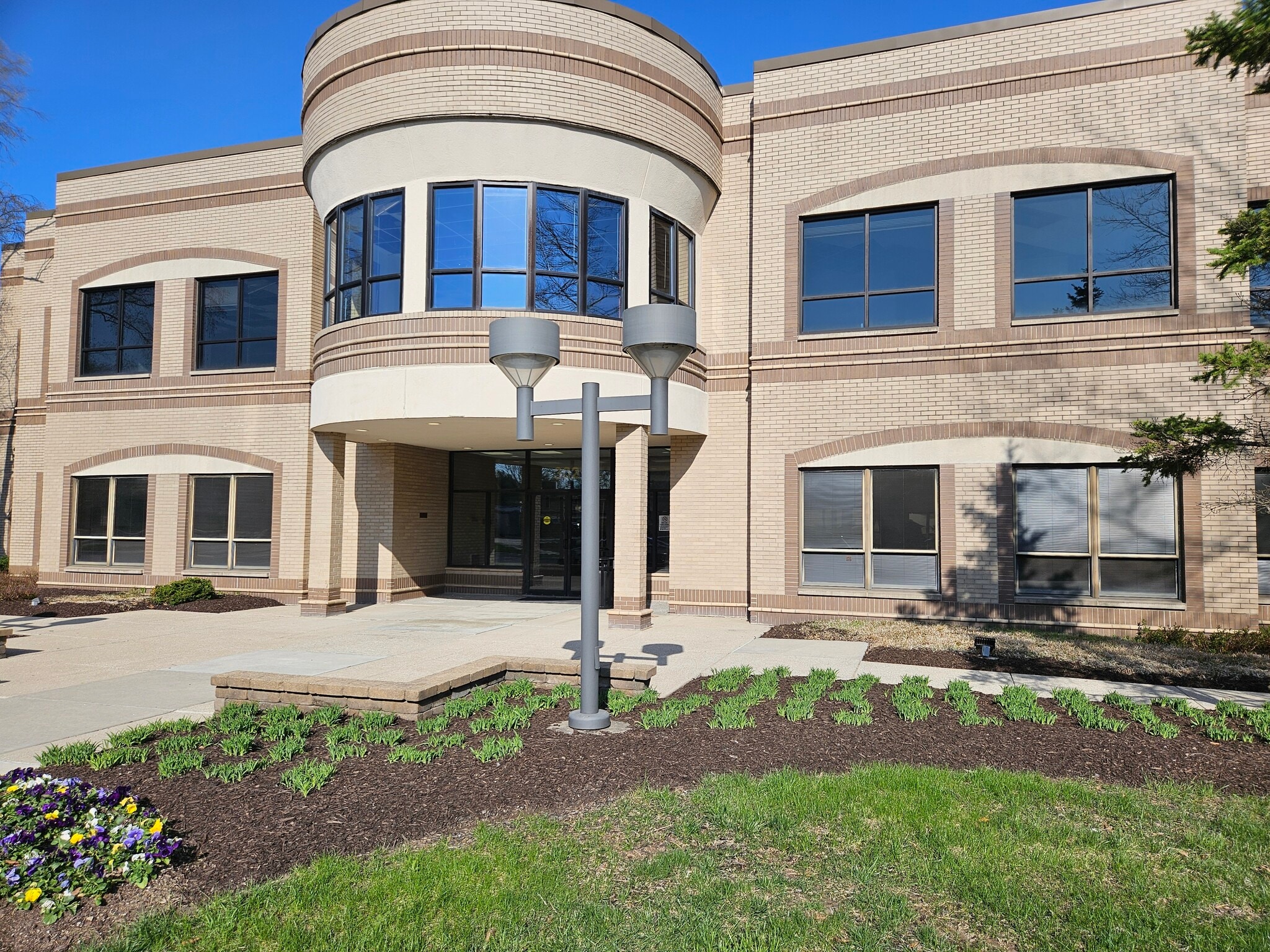 3021 E 98th St, Indianapolis, IN for Rent