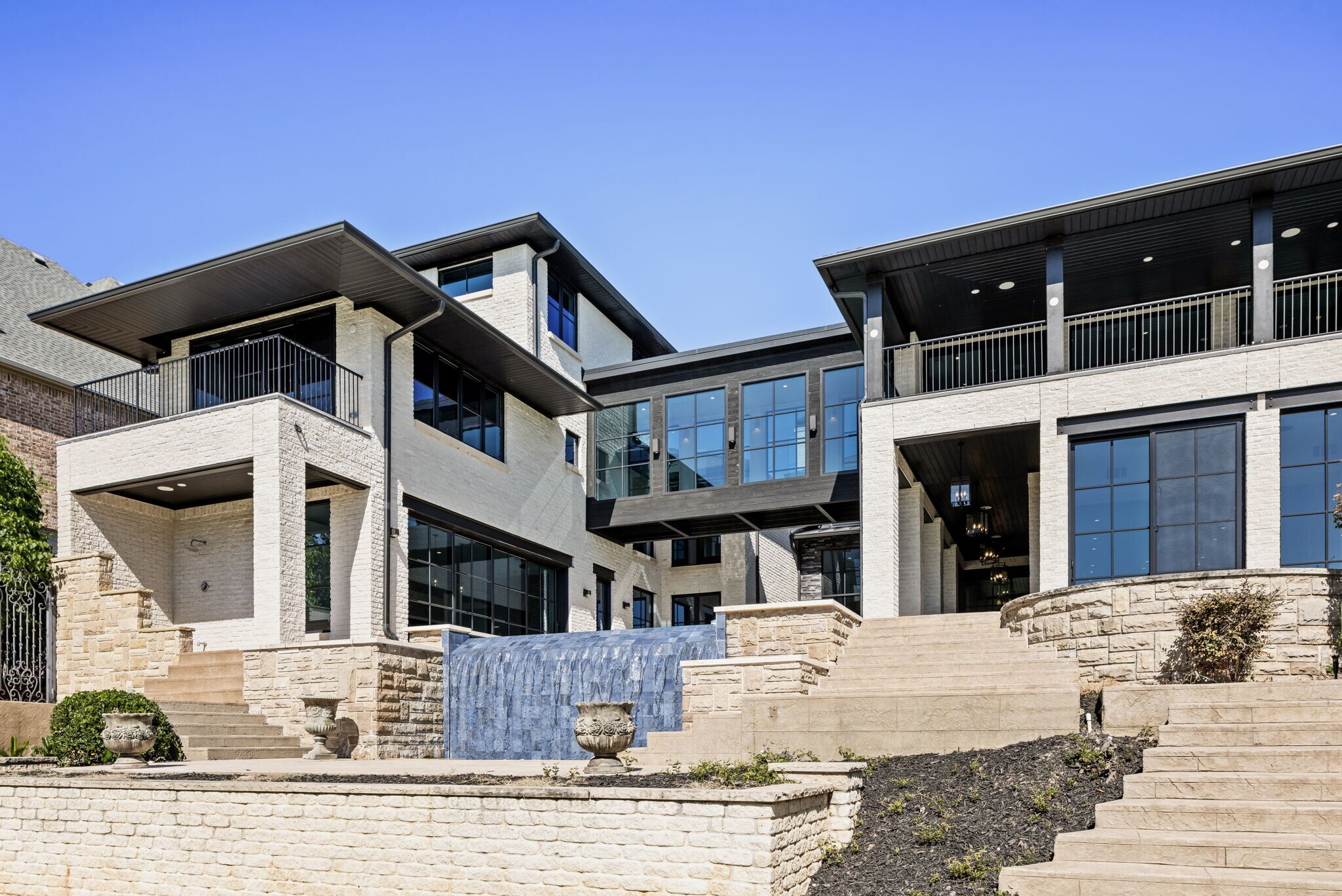 3111 Lake Creek Dr, Highland Village, TX for Sale