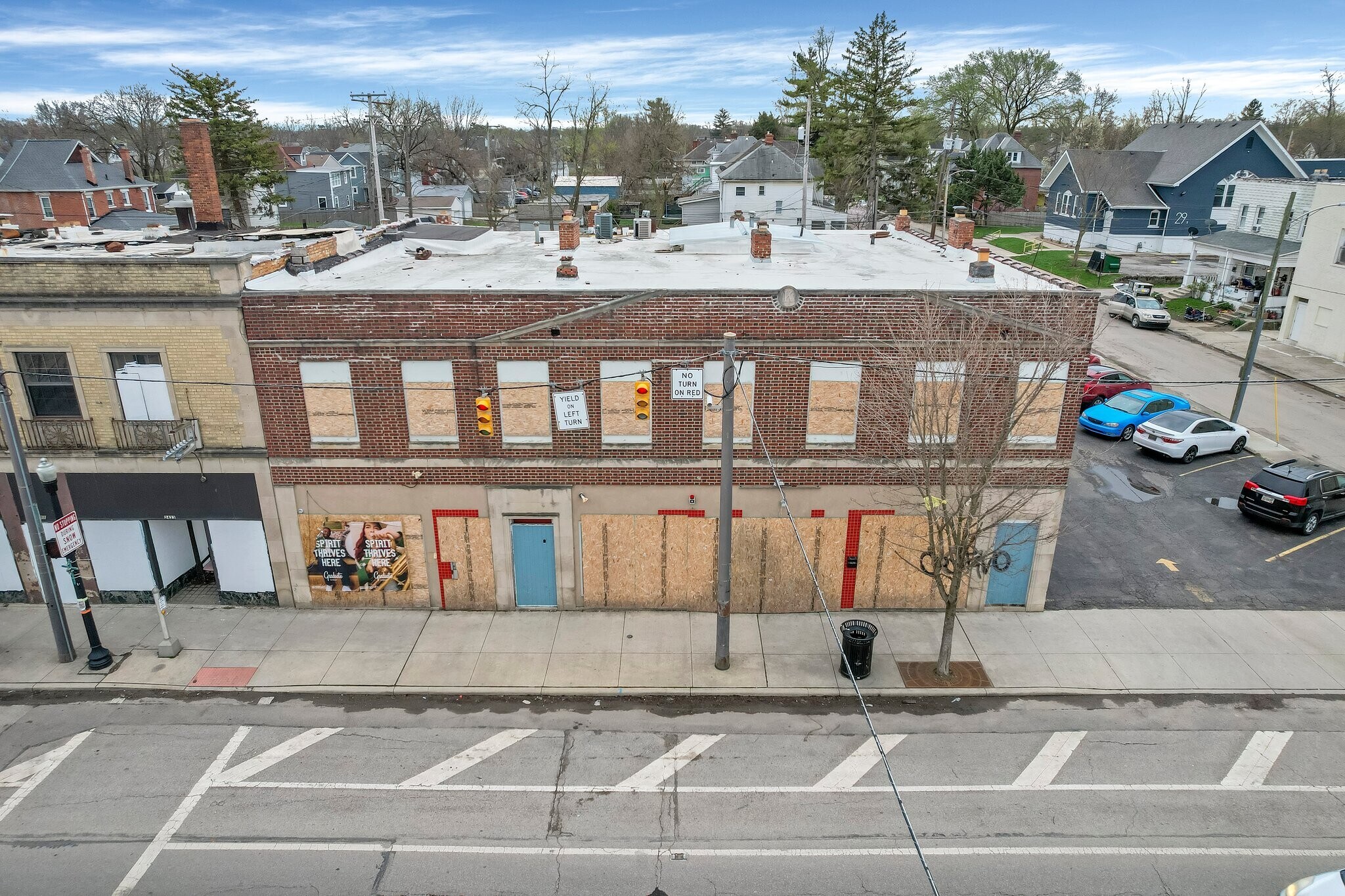 2425-2429 W Broad St, Columbus, OH for Sale