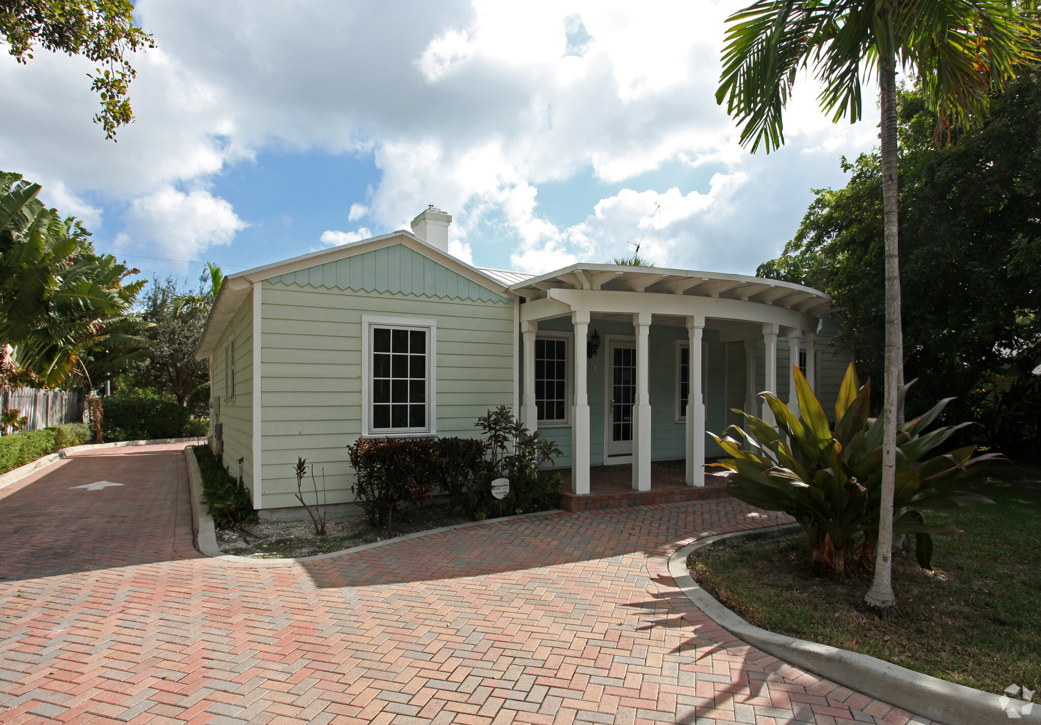 131 N Swinton Ave, Delray Beach, FL for Sale