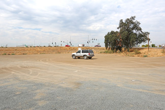 Hanford, CA Commercial Land - 10555 12th Ave