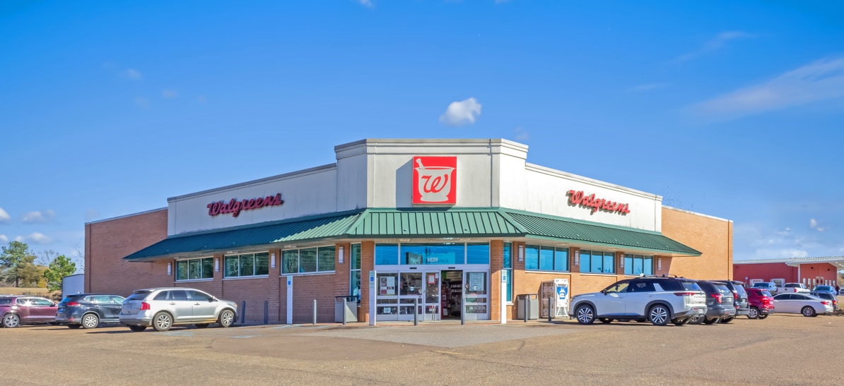 1628 Simpson Highway 49, Magee, MS for Sale