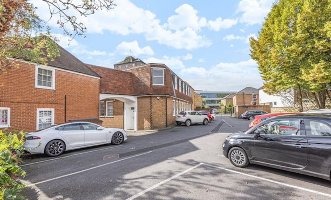 59 Church St, Staines, MDS for Rent