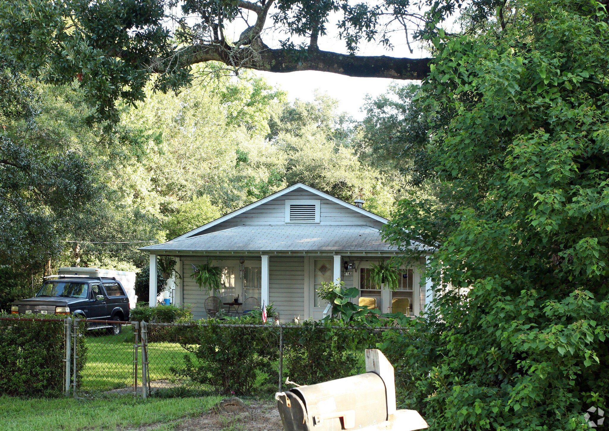 816 Bloodworth Ln, Pensacola, FL for Sale