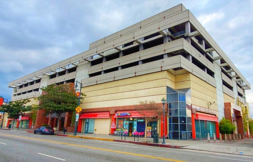 988 N Hill St, Los Angeles, CA for Sale