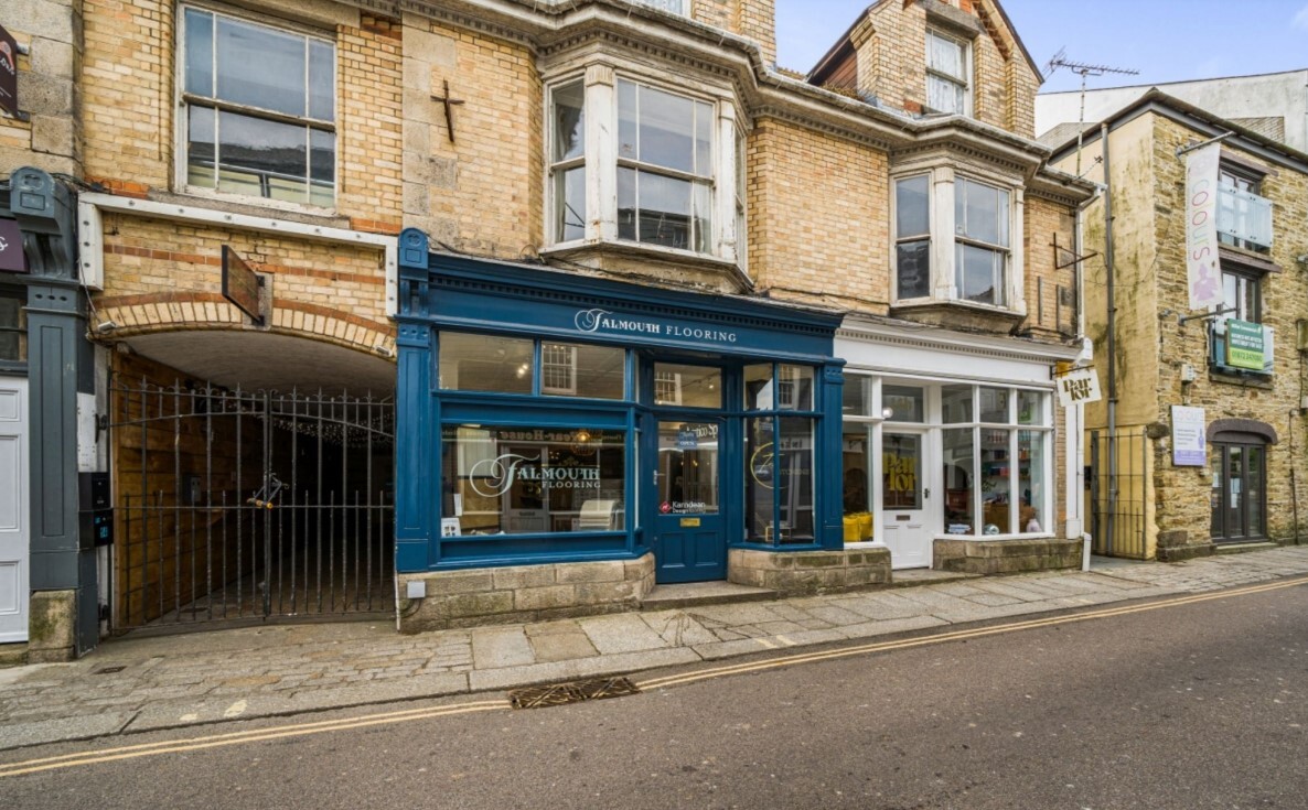 13-14 New Bridge St, Truro, CON for Sale