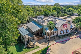 College Station, TX Retail - 520 Harvey Rd