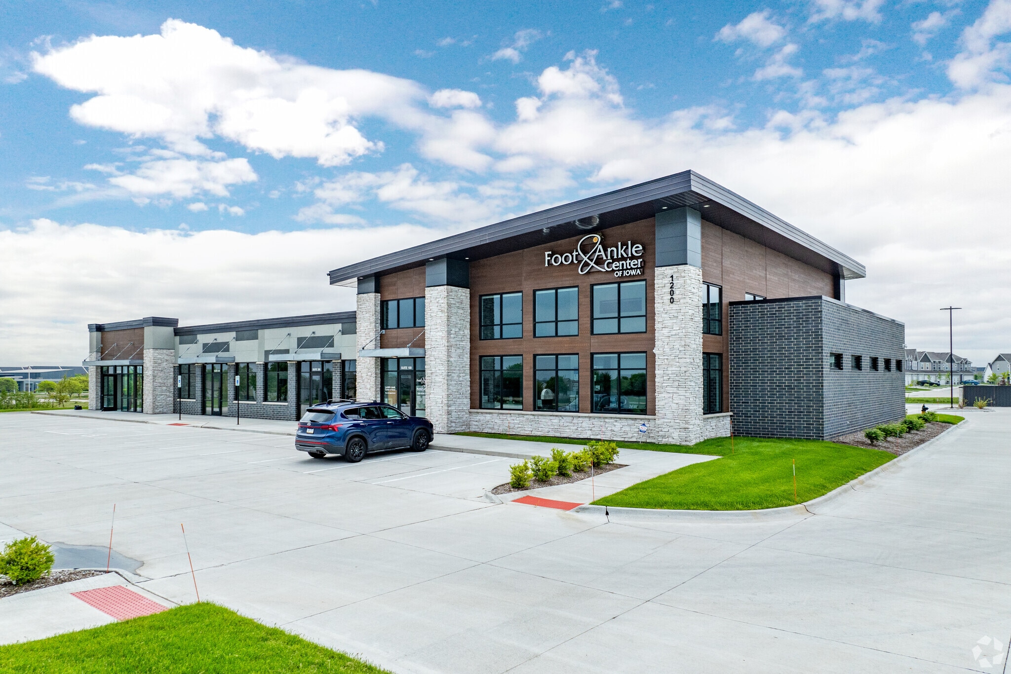 1200 NW 36th St, Ankeny, IA for Sale